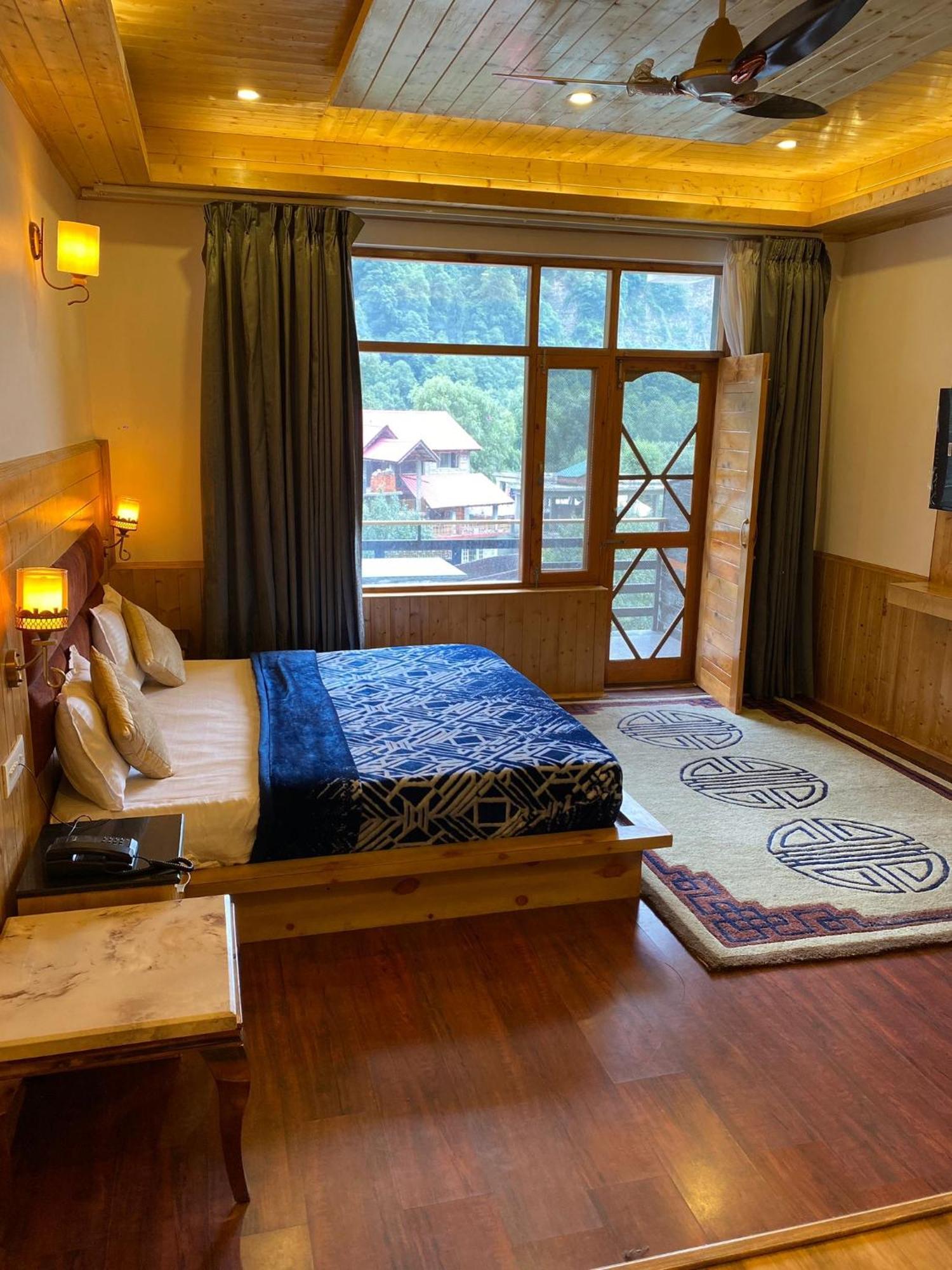 Hotel The Kalath House à Manāli Extérieur photo